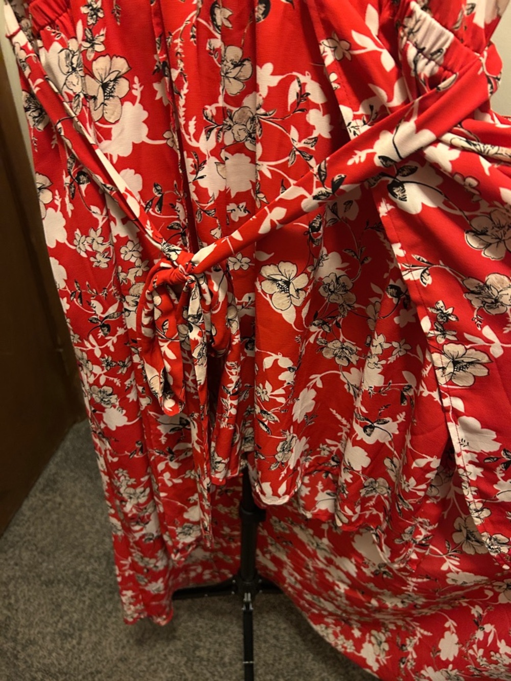 Lane Bryant Red Floral Short Sleeve Jumpsuit with Tie Waist - Picture 4 of 5